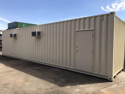 40' container with Steel Man entry Door