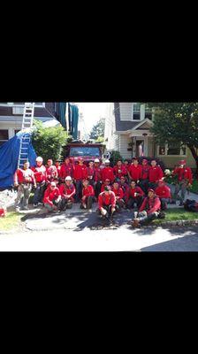 Royal Roofing crew! Staten Island shingle roof installation - Royal Renovators Inc.