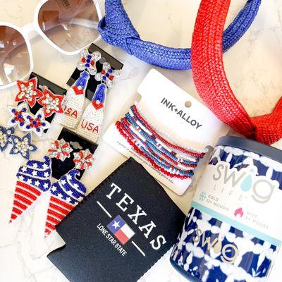 Shop everything red, white and blue at Lyla's Clothing & Gifts to show your USA pride! Check out the "USA Shop" to complete your 4th of July