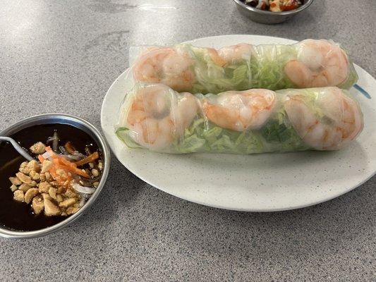 Shrimp spring roll