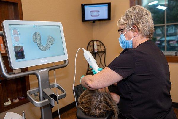 David Crumpton DDS iTero imaging