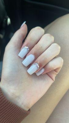 nails