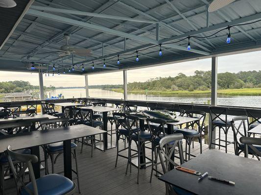 Seating over looking the Intercoastal waterway