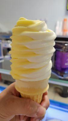 Pineapple  Dole whip softserve