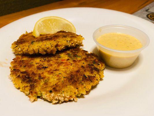 Seafood Cakes Starter