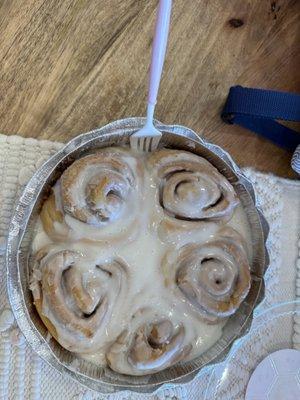 Yummy pan of cinnamon rolls