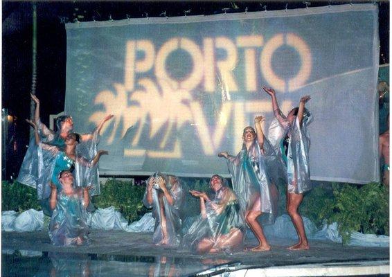 The opening of Porto Vita in Aventura, Florida featuring the Olympic Synchronized Swimmers.