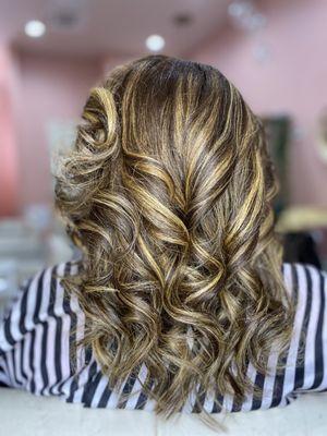 Hair Coloring / Womens Hair Styling / Highlights / Natural Hair / Silk Press