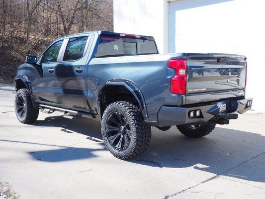 Custom 2019 Silverado 1500 with Rocky Ridge Mad Rock Pkg.