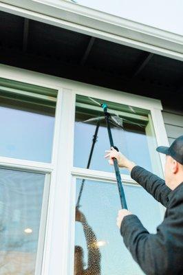 Window and Gutter Cleaning Bellingham, WA. Residential & commercial services throughout Whatcom County, including Lynden, Blaine, Ferndale.