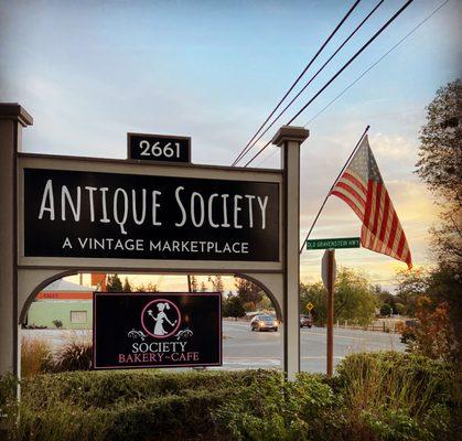 Antique Society