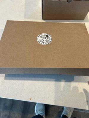 Donut box