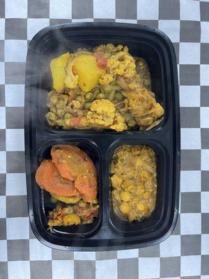 Mixed Vegetable Melody w/Chola Curry