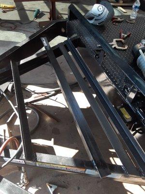 Frame for the winch