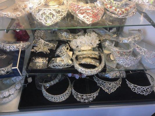 Crowns and accessories