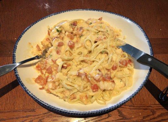 (luscious) Lobster linguini