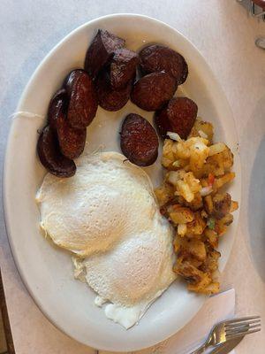 2 Eggs Plater with kielbasa