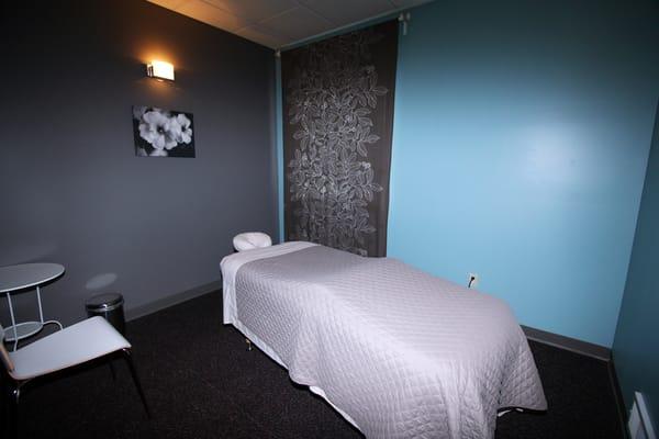 Relaxing massage room