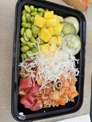 Create your own poke bowl