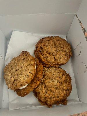 GF oatmeal cream pies