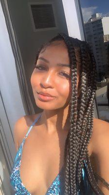 Knotless box braids