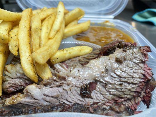 Beef brisket with fries & baked beans