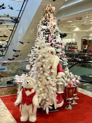 Christmas cheer at Neiman Marcus Copley