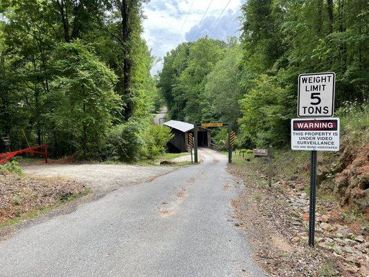 No where to park on this side of the bridge, but plenty of signage to read and adhere to.