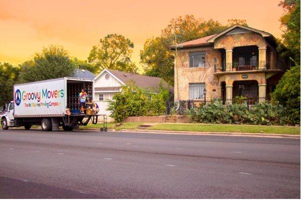 Groovy Movers is a full-service moving company offering cleaning and packing services, based in Austin