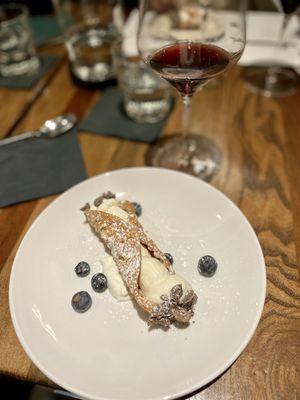 Nonna's Cannoli