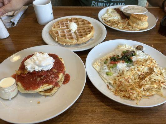 Veggie omelet with strawberry shortcake pancakes