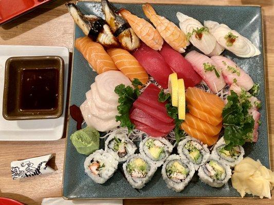 B9. Sushi and Sashimi Combo