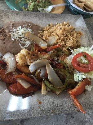 Shrimp fajitas, very flavorful.