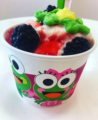 I'm crazy about Sweet Frog  frozen yogurt yummy yummy the best here