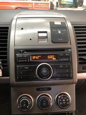 2010 Nissan Sentra with original CD player