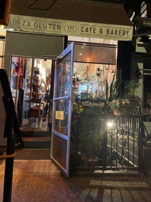 Gluten free cafe and bakery