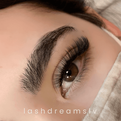 natural doll-eye volume