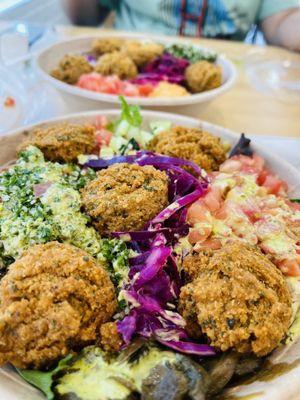 Bowl with falafels