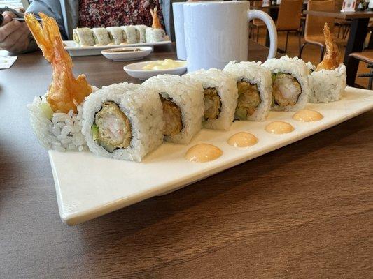 Shrimp tempura roll