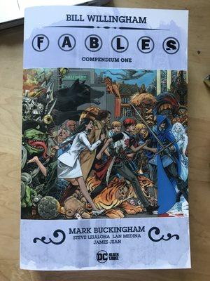 Fables: Compendium one