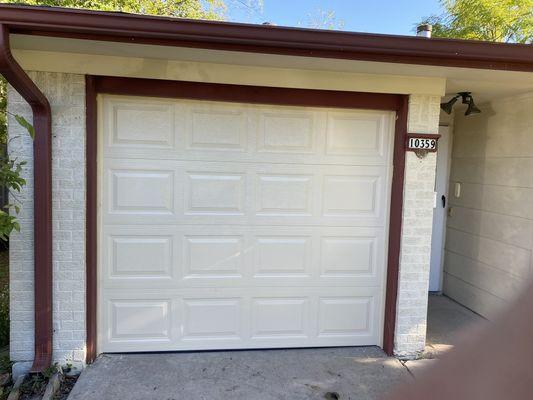 Brand New Single car garage door transformation (SAVE BIG THIS SEASON UP TO $499 OFF New GARAGE DOORS ) picture after