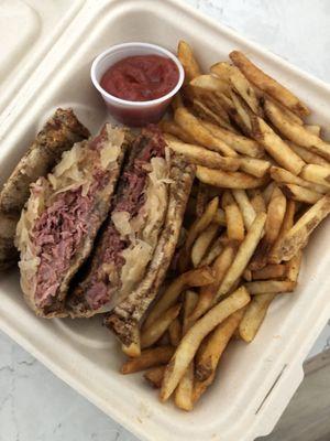 Reuben & fries