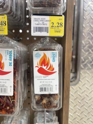 Omg!  Ghost peppers now at Winco.   So affordable too!