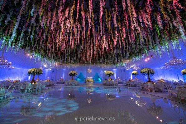 Petielini Events collaborated with the world-renowned designer Preston Bailey to deliver this absolutely amazing wedding, Oheka Castle, NYC.