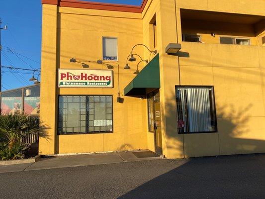 Pho Hoang