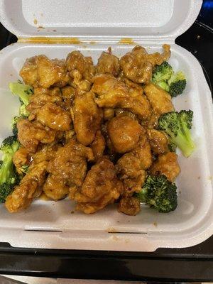 Orange Chicken* VERY GOOD