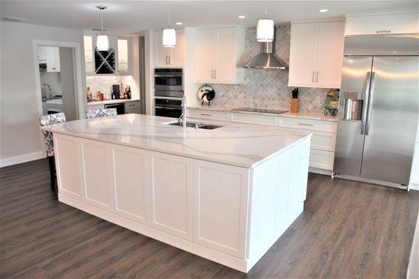 Remodeled kitchen in Northeast Park Shores