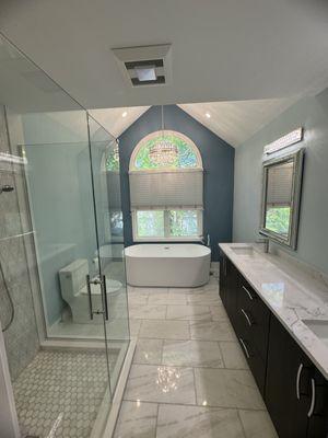 Newly remodeled bathroom! Took only 3 weeks