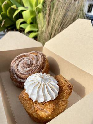 Cardamom bun, grapefruit curd danish