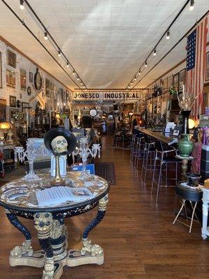 Jones Antiques